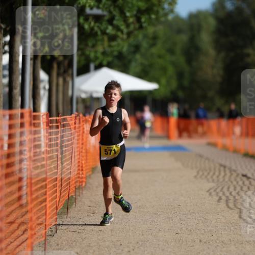 07.09.2025 - 19. Norderstedt Triathlon Michael Strokosch http://msf.ph/oto/8807951 07.09.2025 09:50:17 Laufen 571 meine-sportfotos.de