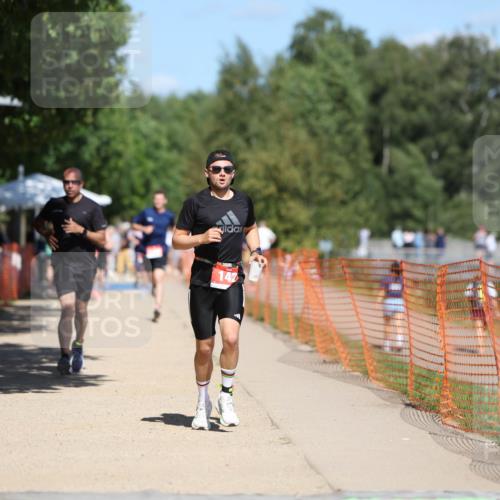 07.09.2025 - 19. Norderstedt Triathlon Michael Strokosch http://msf.ph/oto/8807967 07.09.2025 13:20:20 Laufen 141, 142, 781, 1299 meine-sportfotos.de