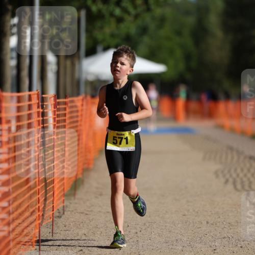 07.09.2025 - 19. Norderstedt Triathlon Michael Strokosch http://msf.ph/oto/8807979 07.09.2025 09:50:19 Laufen 571 meine-sportfotos.de