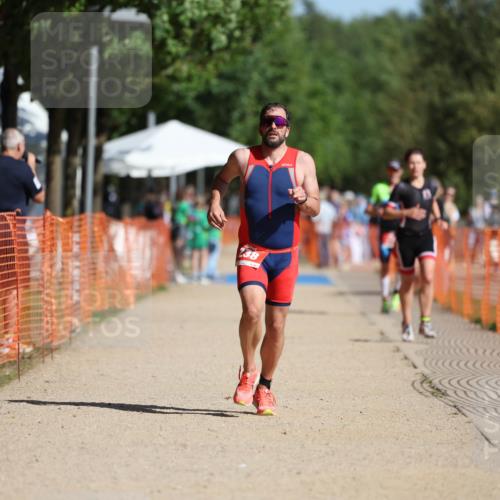 07.09.2025 - 19. Norderstedt Triathlon Michael Strokosch http://msf.ph/oto/8807984 07.09.2025 11:31:36 Laufen 238 meine-sportfotos.de