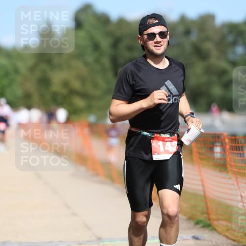 07.09.2025 - 19. Norderstedt Triathlon Michael Strokosch http://msf.ph/oto/8807998 07.09.2025 13:20:22 Laufen 141, 142, 1299 meine-sportfotos.de