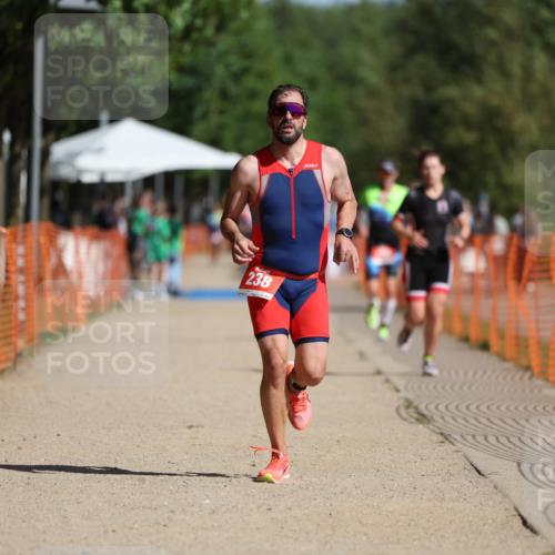 07.09.2025 - 19. Norderstedt Triathlon Michael Strokosch http://msf.ph/oto/8808000 07.09.2025 11:31:37 Laufen 238, 1390 meine-sportfotos.de