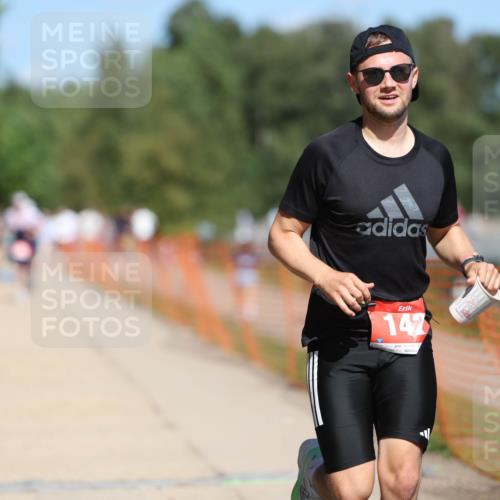 07.09.2025 - 19. Norderstedt Triathlon Michael Strokosch http://msf.ph/oto/8808002 07.09.2025 13:20:23 Laufen 141, 142, 1299 meine-sportfotos.de