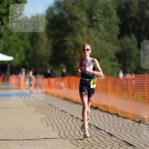 07.09.2025 - 19. Norderstedt Triathlon Michael Strokosch http://msf.ph/oto/8808034 07.09.2025 09:50:37 Laufen 628 meine-sportfotos.de