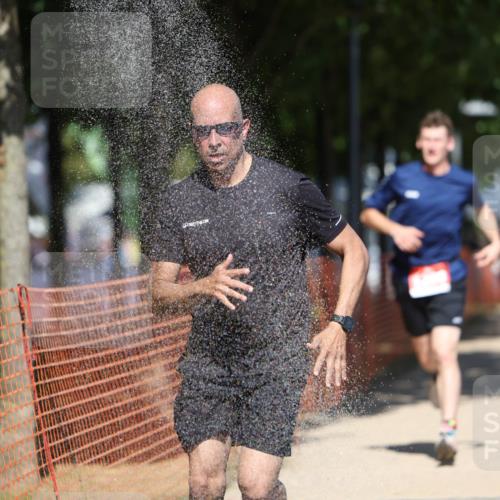 07.09.2025 - 19. Norderstedt Triathlon Michael Strokosch http://msf.ph/oto/8808050 07.09.2025 13:20:26 Laufen 141, 142, 754, 1299 meine-sportfotos.de