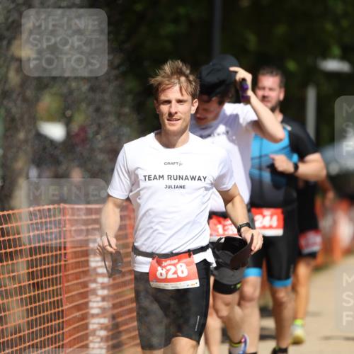 07.09.2025 - 19. Norderstedt Triathlon Michael Strokosch http://msf.ph/oto/8808082 07.09.2025 12:42:38 Laufen 139, 244, 261, 780, 827, 828, 1277, 1358, 1398 meine-sportfotos.de