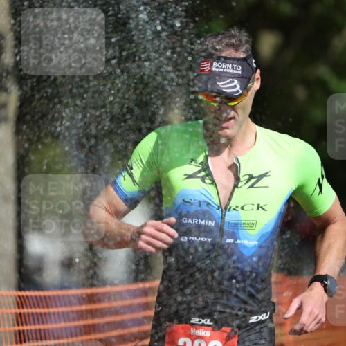 07.09.2025 - 19. Norderstedt Triathlon Michael Strokosch http://msf.ph/oto/8808105 07.09.2025 11:31:47 Laufen 200, 1176, 1390 meine-sportfotos.de