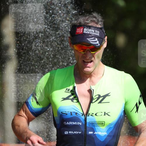 07.09.2025 - 19. Norderstedt Triathlon Michael Strokosch http://msf.ph/oto/8808112 07.09.2025 11:31:47 Laufen 200, 1176, 1390 meine-sportfotos.de