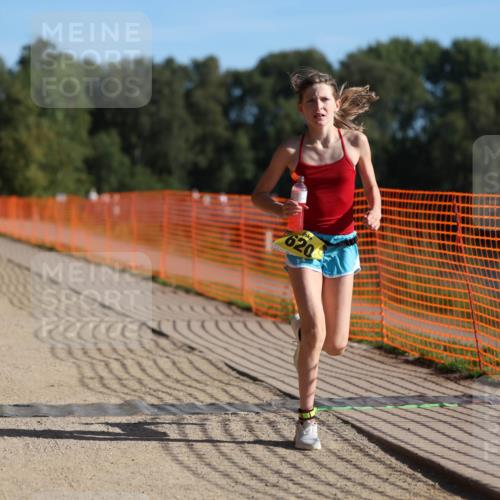 07.09.2025 - 19. Norderstedt Triathlon Michael Strokosch http://msf.ph/oto/8808174 07.09.2025 09:52:49 Laufen 620 meine-sportfotos.de