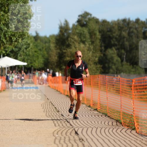 07.09.2025 - 19. Norderstedt Triathlon Michael Strokosch http://msf.ph/oto/8808189 07.09.2025 10:29:41 Laufen 1148 meine-sportfotos.de