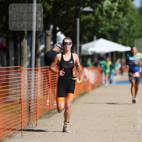 07.09.2025 - 19. Norderstedt Triathlon Michael Strokosch http://msf.ph/oto/8808217 07.09.2025 11:32:02 Laufen 760, 1168 meine-sportfotos.de
