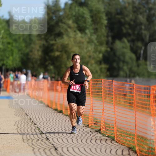 07.09.2025 - 19. Norderstedt Triathlon Michael Strokosch http://msf.ph/oto/8808266 07.09.2025 10:29:57 Laufen 1135 meine-sportfotos.de