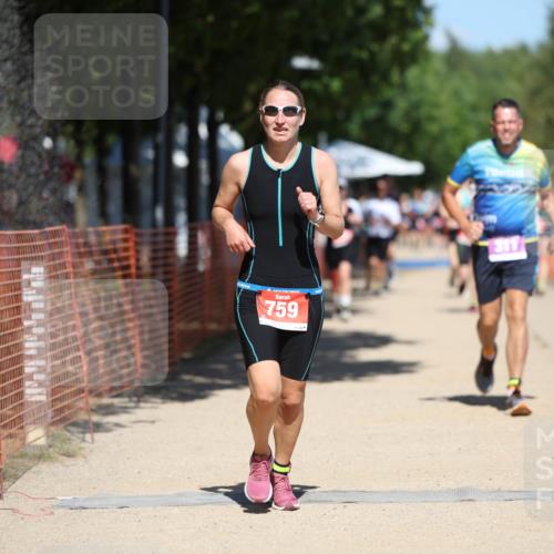 07.09.2025 - 19. Norderstedt Triathlon Michael Strokosch http://msf.ph/oto/8808268 07.09.2025 13:21:07 Laufen 209, 311, 759 meine-sportfotos.de