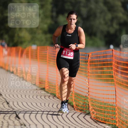 07.09.2025 - 19. Norderstedt Triathlon Michael Strokosch http://msf.ph/oto/8808304 07.09.2025 10:29:59 Laufen 1135 meine-sportfotos.de