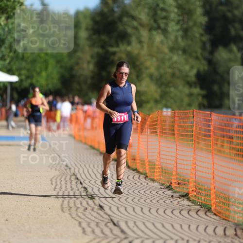 07.09.2025 - 19. Norderstedt Triathlon Michael Strokosch http://msf.ph/oto/8808331 07.09.2025 10:30:15 Laufen 1111 meine-sportfotos.de