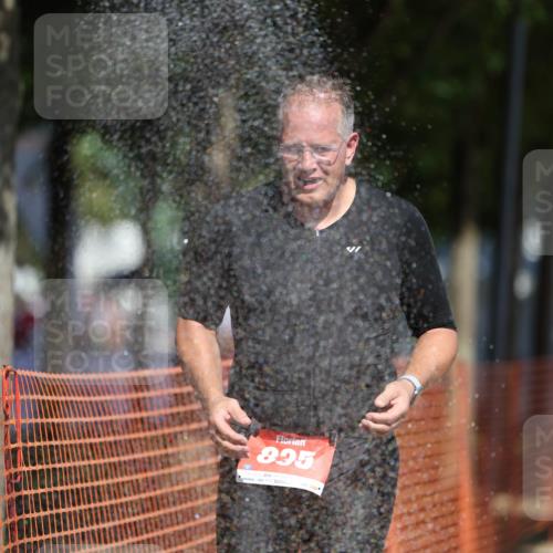 07.09.2025 - 19. Norderstedt Triathlon Michael Strokosch http://msf.ph/oto/8808353 07.09.2025 12:43:31 Laufen 835, 1268, 1380 meine-sportfotos.de