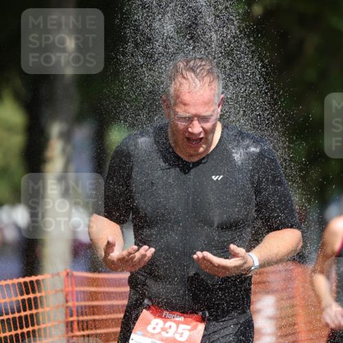 07.09.2025 - 19. Norderstedt Triathlon Michael Strokosch http://msf.ph/oto/8808375 07.09.2025 12:43:33 Laufen 835, 1268, 1380 meine-sportfotos.de