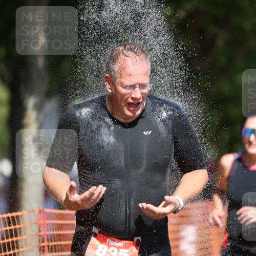 07.09.2025 - 19. Norderstedt Triathlon Michael Strokosch http://msf.ph/oto/8808380 07.09.2025 12:43:33 Laufen 835, 1268, 1380 meine-sportfotos.de