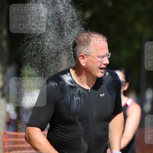 07.09.2025 - 19. Norderstedt Triathlon Michael Strokosch http://msf.ph/oto/8808402 07.09.2025 12:43:34 Laufen 835, 1268, 1380 meine-sportfotos.de