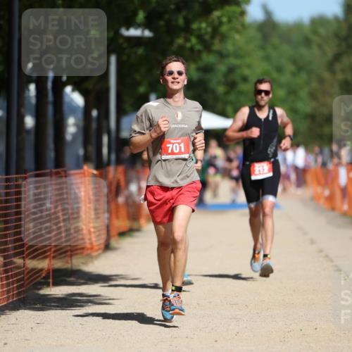 07.09.2025 - 19. Norderstedt Triathlon Michael Strokosch http://msf.ph/oto/8808435 07.09.2025 12:44:09 Laufen 212, 701, 850 meine-sportfotos.de