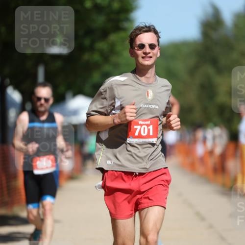 07.09.2025 - 19. Norderstedt Triathlon Michael Strokosch http://msf.ph/oto/8808468 07.09.2025 12:44:11 Laufen 212, 701, 850 meine-sportfotos.de