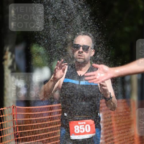 07.09.2025 - 19. Norderstedt Triathlon Michael Strokosch http://msf.ph/oto/8808494 07.09.2025 12:44:14 Laufen 212, 701, 850 meine-sportfotos.de
