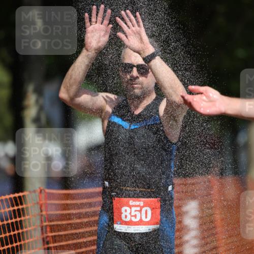 07.09.2025 - 19. Norderstedt Triathlon Michael Strokosch http://msf.ph/oto/8808498 07.09.2025 12:44:15 Laufen 212, 701, 850 meine-sportfotos.de