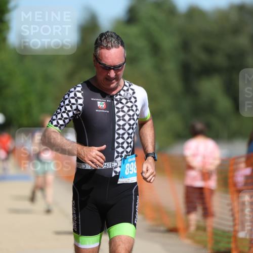 07.09.2025 - 19. Norderstedt Triathlon Michael Strokosch http://msf.ph/oto/8808546 07.09.2025 12:44:26 Laufen 208, 898, 1361 meine-sportfotos.de