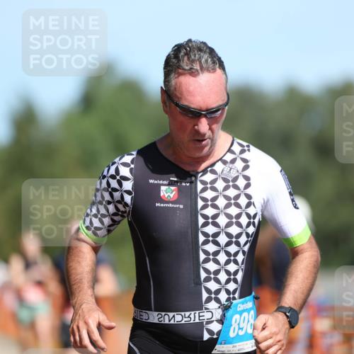 07.09.2025 - 19. Norderstedt Triathlon Michael Strokosch http://msf.ph/oto/8808557 07.09.2025 12:44:27 Laufen 208, 898, 1361 meine-sportfotos.de