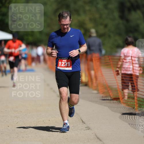07.09.2025 - 19. Norderstedt Triathlon Michael Strokosch http://msf.ph/oto/8808626 07.09.2025 12:44:35 Laufen 208, 725, 808, 1231, 1361 meine-sportfotos.de