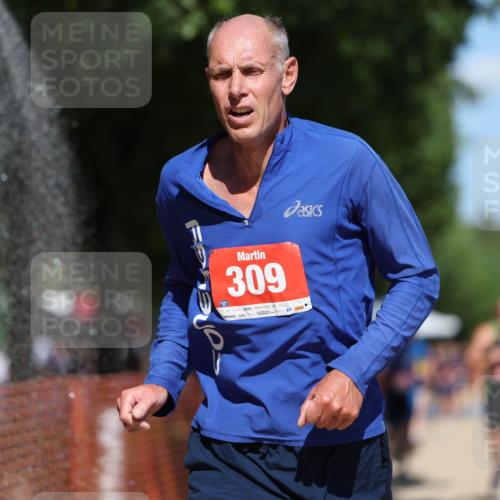 07.09.2025 - 19. Norderstedt Triathlon Michael Strokosch http://msf.ph/oto/8808731 07.09.2025 13:22:10 Laufen 309, 744, 825 meine-sportfotos.de