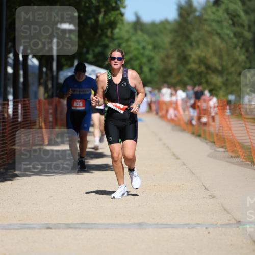07.09.2025 - 19. Norderstedt Triathlon Michael Strokosch http://msf.ph/oto/8808757 07.09.2025 13:22:13 Laufen 309, 329, 744, 825 meine-sportfotos.de