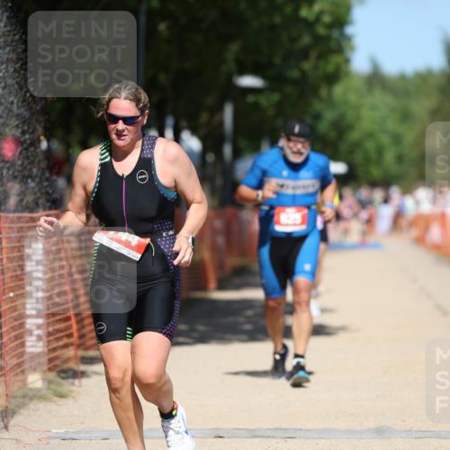 07.09.2025 - 19. Norderstedt Triathlon Michael Strokosch http://msf.ph/oto/8808795 07.09.2025 13:22:15 Laufen 329, 744, 825, 1256 meine-sportfotos.de