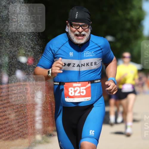 07.09.2025 - 19. Norderstedt Triathlon Michael Strokosch http://msf.ph/oto/8808819 07.09.2025 13:22:19 Laufen 329, 744, 825, 1256 meine-sportfotos.de