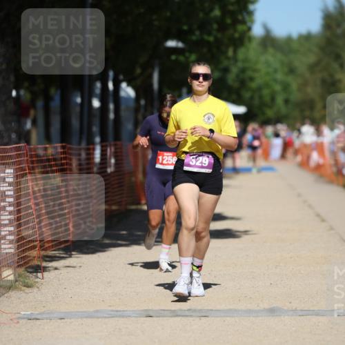 07.09.2025 - 19. Norderstedt Triathlon Michael Strokosch http://msf.ph/oto/8808828 07.09.2025 13:22:20 Laufen 329, 825, 1256 meine-sportfotos.de