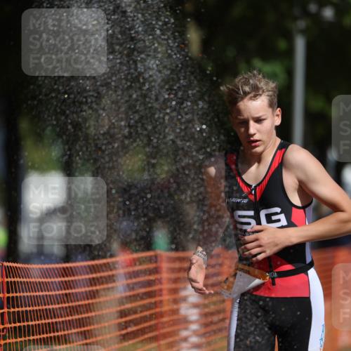 07.09.2025 - 19. Norderstedt Triathlon Michael Strokosch http://msf.ph/oto/8808855 07.09.2025 11:35:23 Laufen 1162, 1172 meine-sportfotos.de