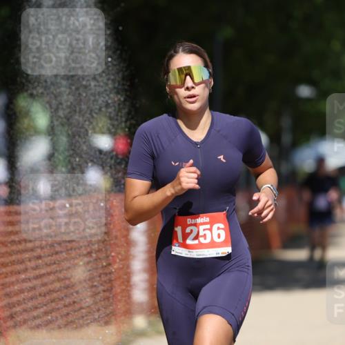 07.09.2025 - 19. Norderstedt Triathlon Michael Strokosch http://msf.ph/oto/8808874 07.09.2025 13:22:23 Laufen 329, 334, 1256 meine-sportfotos.de