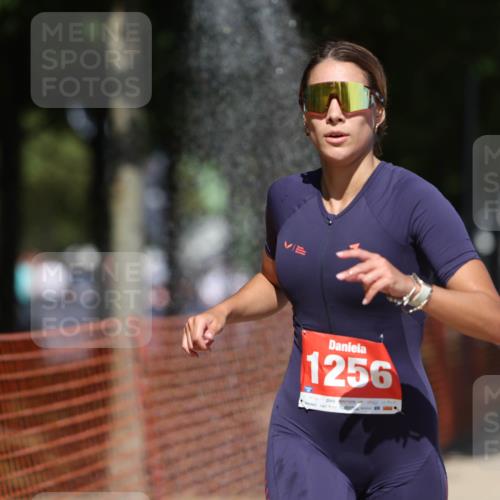 07.09.2025 - 19. Norderstedt Triathlon Michael Strokosch http://msf.ph/oto/8808878 07.09.2025 13:22:23 Laufen 329, 334, 1256 meine-sportfotos.de