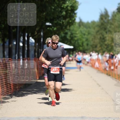 07.09.2025 - 19. Norderstedt Triathlon Michael Strokosch http://msf.ph/oto/8808934 07.09.2025 13:22:36 Laufen 277, 747 meine-sportfotos.de