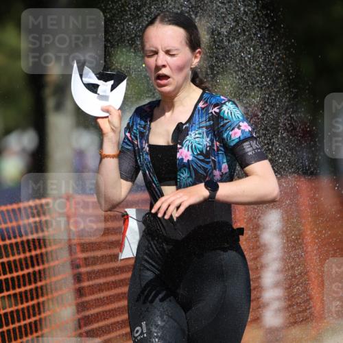 07.09.2025 - 19. Norderstedt Triathlon Michael Strokosch http://msf.ph/oto/8808943 07.09.2025 12:45:18 Laufen 729, 1272, 1343 meine-sportfotos.de