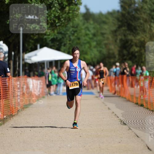 07.09.2025 - 19. Norderstedt Triathlon Michael Strokosch http://msf.ph/oto/8808957 07.09.2025 11:35:50 Laufen 1179, 1186 meine-sportfotos.de