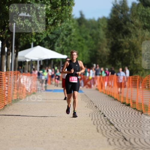 07.09.2025 - 19. Norderstedt Triathlon Michael Strokosch http://msf.ph/oto/8808971 07.09.2025 10:35:04 Laufen 1114 meine-sportfotos.de