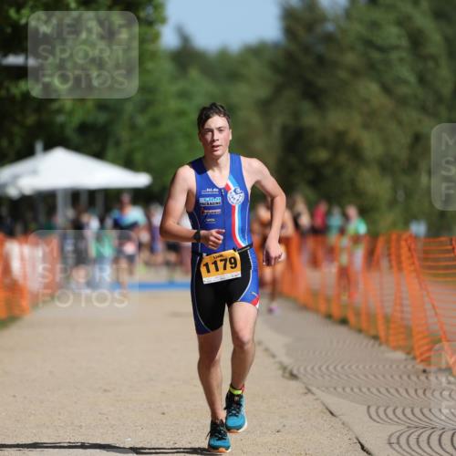 07.09.2025 - 19. Norderstedt Triathlon Michael Strokosch http://msf.ph/oto/8808990 07.09.2025 11:35:52 Laufen 1179 meine-sportfotos.de