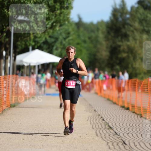 07.09.2025 - 19. Norderstedt Triathlon Michael Strokosch http://msf.ph/oto/8808995 07.09.2025 10:35:06 Laufen 1114 meine-sportfotos.de