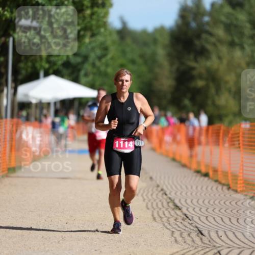07.09.2025 - 19. Norderstedt Triathlon Michael Strokosch http://msf.ph/oto/8809005 07.09.2025 10:35:07 Laufen 1114 meine-sportfotos.de