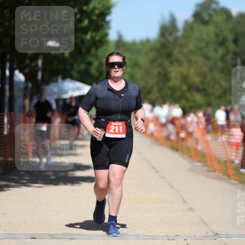 07.09.2025 - 19. Norderstedt Triathlon Michael Strokosch http://msf.ph/oto/8809006 07.09.2025 13:22:45 Laufen 211, 1356 meine-sportfotos.de