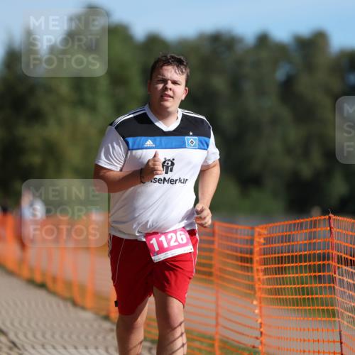 07.09.2025 - 19. Norderstedt Triathlon Michael Strokosch http://msf.ph/oto/8809099 07.09.2025 10:35:15 Laufen 1114, 1126 meine-sportfotos.de