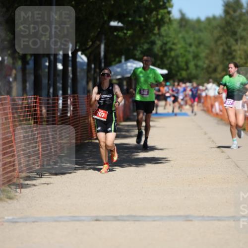 07.09.2025 - 19. Norderstedt Triathlon Michael Strokosch http://msf.ph/oto/8809123 07.09.2025 13:23:05 Laufen 327, 348, 707 meine-sportfotos.de