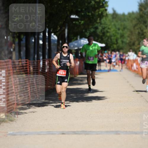 07.09.2025 - 19. Norderstedt Triathlon Michael Strokosch http://msf.ph/oto/8809127 07.09.2025 13:23:05 Laufen 327, 348, 707 meine-sportfotos.de