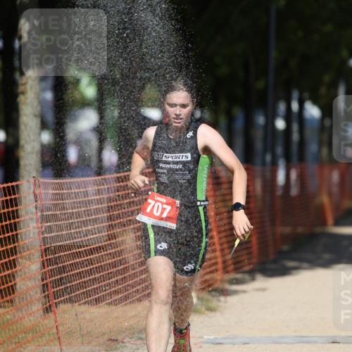 07.09.2025 - 19. Norderstedt Triathlon Michael Strokosch http://msf.ph/oto/8809158 07.09.2025 13:23:08 Laufen 327, 348, 707 meine-sportfotos.de